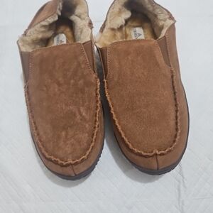 Staheekum Suede Slippers  Curbside Indoor/outdoor